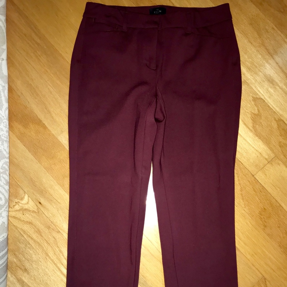 White House Black Market Burgundy Ankle Pants